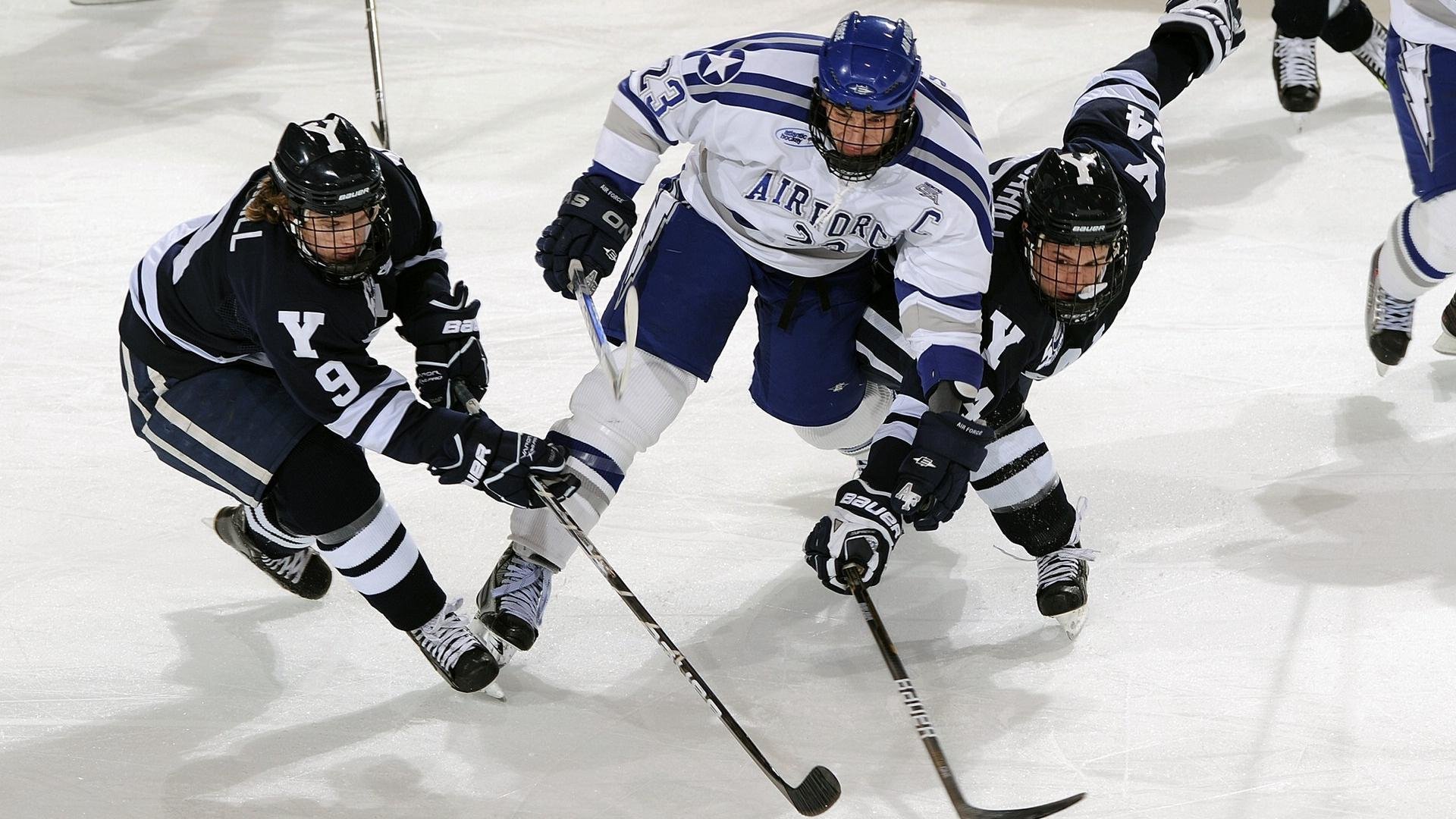 开云体育-三大赛场纪录之夜，防守重生与篮板制胜